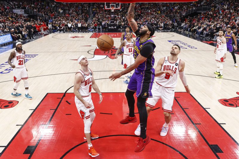Les Lakers tiennent leur revanche face aux Bulls • Basket USA